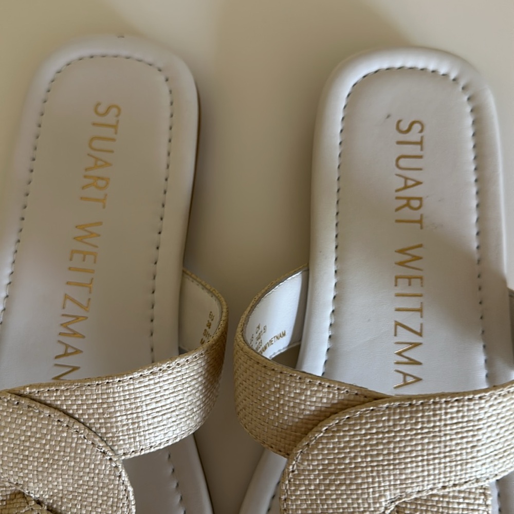 New Stuart Weitzman Cream Braided Sandals. Size 7.5. - Picture 3 of 5
